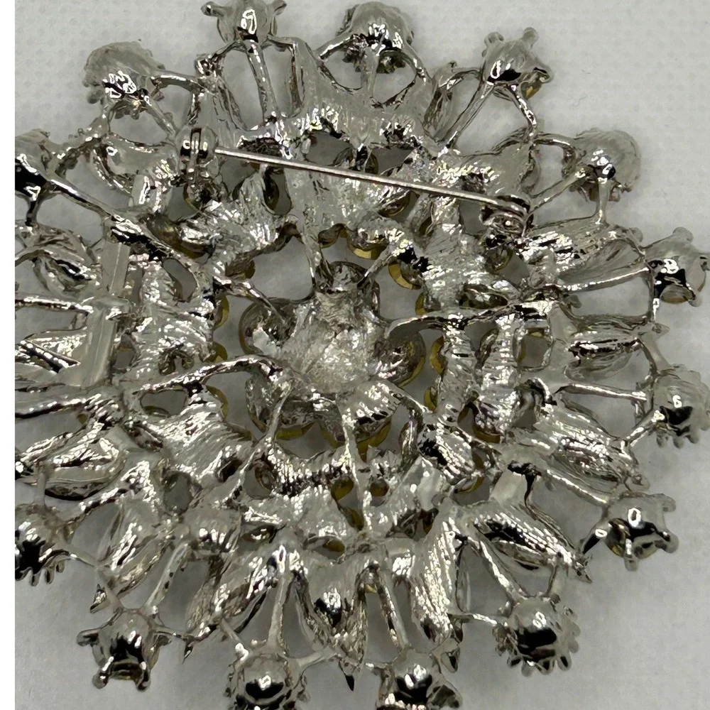Silver Tone Starburst Rhinestone Snowflake Flower Brooch Pin CZ Art Deco